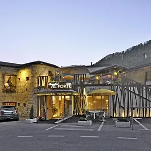 Al Hotel